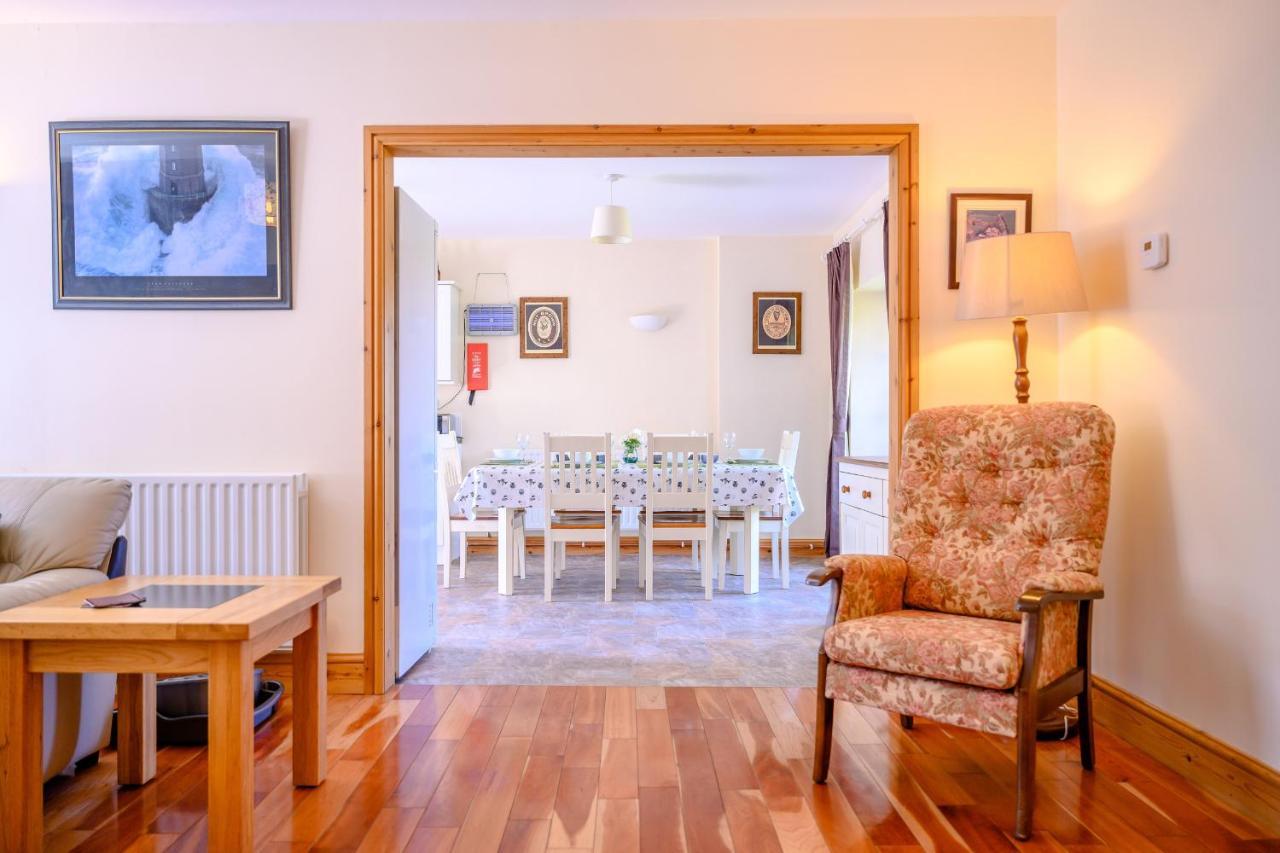 מילום Tower Cottage מראה חיצוני תמונה